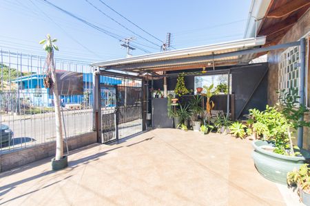 Casa 2 - Quintal  de casa à venda com 5 quartos, 960m² em Cavalhada, Porto Alegre