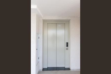 Apartamento à venda com 28m², 1 quarto e sem vagaÁrea comum