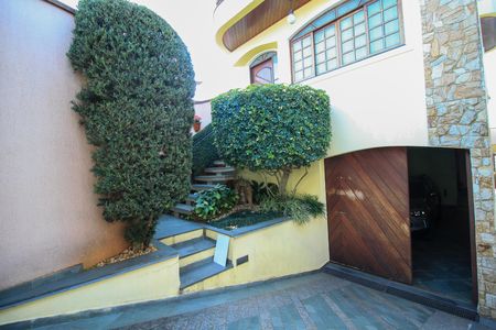 Garagem de casa à venda com 4 quartos, 266m² em Água Rasa, São Paulo