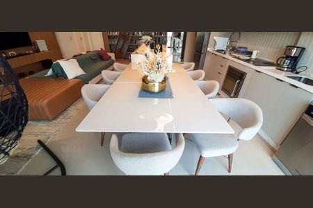 Apartamento à venda com 115m², 2 quartos e 3 vagasCozinha