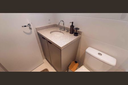 Apartamento à venda com 115m², 2 quartos e 3 vagasBanheiro da Suíte 2