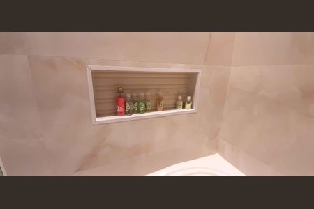 Apartamento à venda com 115m², 2 quartos e 3 vagasBanheiro da Suíte 1