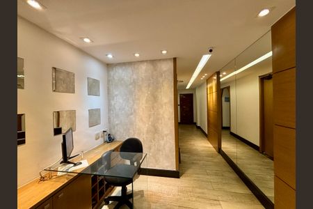 Apartamento à venda com 103m², 3 quartos e sem vaga Apartamento à venda com 103m², 3 quartos e sem vagaPortaria