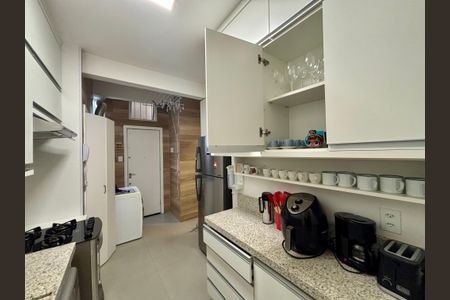 Apartamento à venda com 103m², 3 quartos e sem vaga Apartamento à venda com 103m², 3 quartos e sem vagaCozinha
