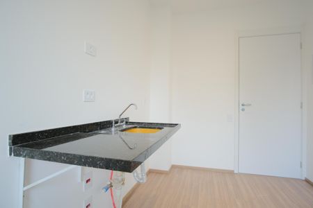 Cozinha de kitnet/studio à venda com 1 quarto, 26m² em Vila Aricanduva, São Paulo