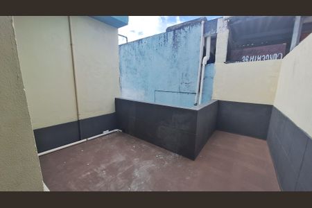 Casa para alugar com 120m², 2 quartos e sem vagaÁrea comum