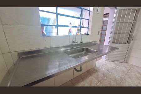 Casa para alugar com 120m², 2 quartos e sem vagaCozinha