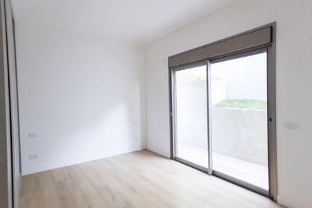 Casa de condomínio à venda com 370m², 4 quartos e 5 vagas Casa de condomínio à venda com 370m², 4 quartos e 5 vagasSuíte 3