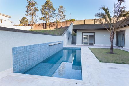 Casa de condomínio à venda com 370m², 4 quartos e 5 vagas Casa de condomínio à venda com 370m², 4 quartos e 5 vagasPiscina