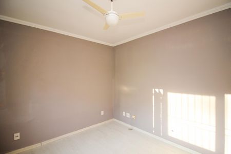 Apartamento à venda com 93m², 2 quartos e 2 vagas Apartamento à venda com 93m², 2 quartos e 2 vagasQuarto