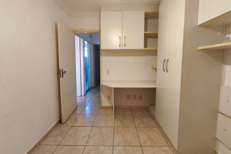 Casa de condomínio à venda com 90m², 3 quartos e 2 vagas Casa de condomínio à venda com 90m², 3 quartos e 2 vagasQuarto