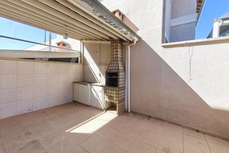 Casa de condomínio à venda com 90m², 3 quartos e 2 vagas Casa de condomínio à venda com 90m², 3 quartos e 2 vagasÁrea gourmet