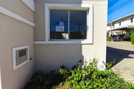 Casa de condomínio à venda com 90m², 3 quartos e 2 vagas Casa de condomínio à venda com 90m², 3 quartos e 2 vagasFachada