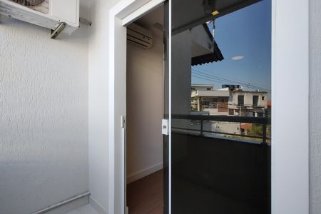 Casa de condomínio à venda com 180m², 3 quartos e 1 vagaVaranda do Quarto 1