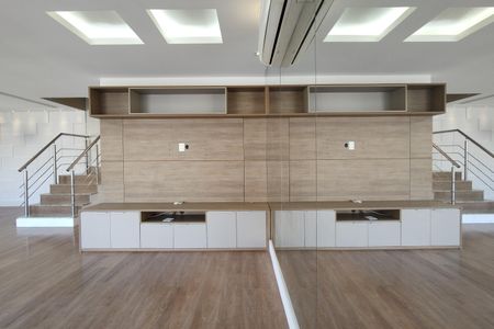 Casa de condomínio à venda com 180m², 3 quartos e 1 vagaSala