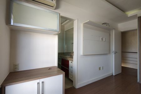 Casa de condomínio à venda com 180m², 3 quartos e 1 vagaSuíte