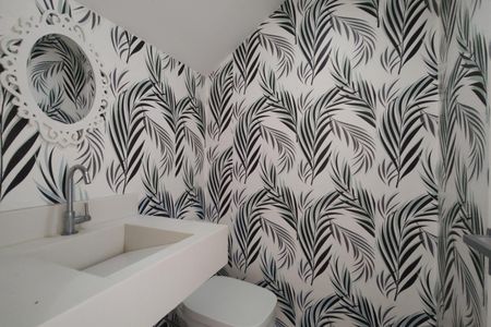 Casa de condomínio à venda com 180m², 3 quartos e 1 vagaLavabo