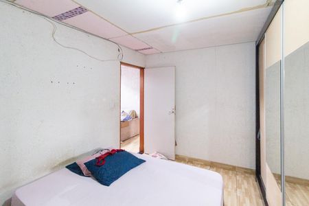 Casa à venda com 253m², 7 quartos e 6 vagasQuarto 6