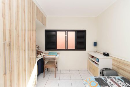 Casa à venda com 300m², 3 quartos e 4 vagas Casa à venda com 300m², 3 quartos e 4 vagasQuarto 2