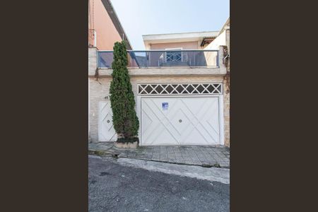 Casa à venda com 300m², 3 quartos e 4 vagas Casa à venda com 300m², 3 quartos e 4 vagasFachada