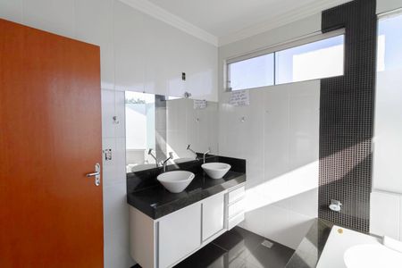 Casa para alugar com 360m², 4 quartos e 4 vagasBanheiro da suíte 3