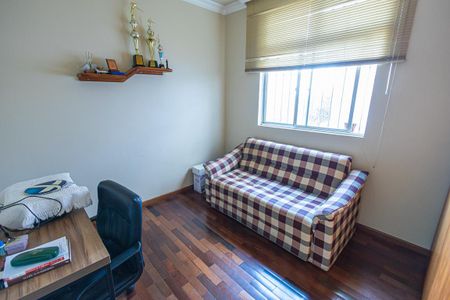 Apartamento à venda com 85m², 4 quartos e 2 vagasQuarto 2