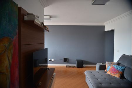 Sala de apartamento à venda com 3 quartos, 75m² em Vila Apiai, Santo André