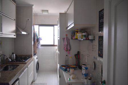 Apartamento à venda com 75m², 3 quartos e 2 vagasCozinha