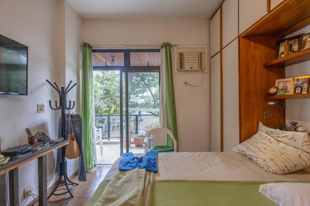 Apartamento para alugar com 123m², 3 quartos e 2 vagas Apartamento para alugar com 123m², 3 quartos e 2 vagasSuíte