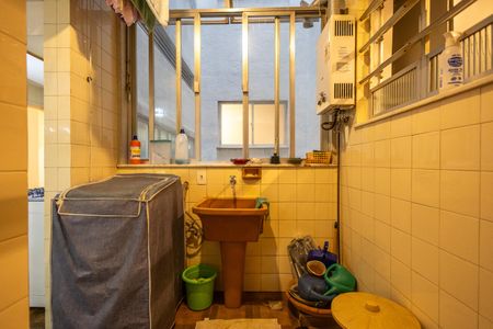 Apartamento para alugar com 123m², 3 quartos e 2 vagas Apartamento para alugar com 123m², 3 quartos e 2 vagasÁrea de Serviço