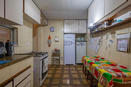Apartamento para alugar com 123m², 3 quartos e 2 vagas Apartamento para alugar com 123m², 3 quartos e 2 vagasCozinha