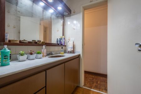 Apartamento para alugar com 123m², 3 quartos e 2 vagas Apartamento para alugar com 123m², 3 quartos e 2 vagasBanheiro Social