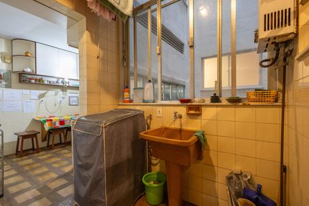 Apartamento para alugar com 123m², 3 quartos e 2 vagas Apartamento para alugar com 123m², 3 quartos e 2 vagasÁrea de Serviço