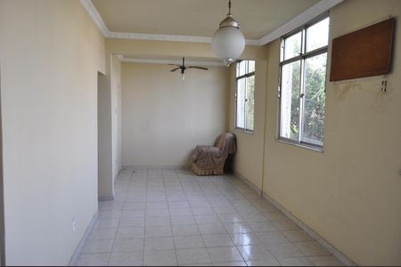 Sala de apartamento à venda com 3 quartos, 70m² em Sampaio, Rio de Janeiro