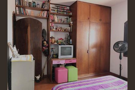 Casa à venda com 336m², 5 quartos e 4 vagas