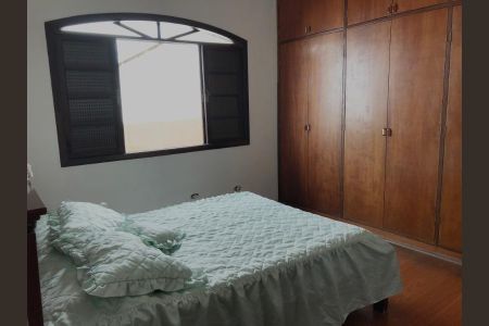 Casa à venda com 336m², 5 quartos e 4 vagas