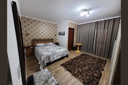 Casa à venda com 3 quartos, 135m² em Parque Oratório, Santo André