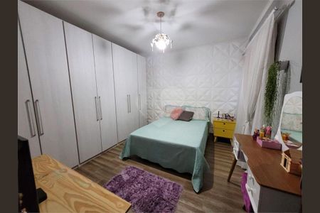 Casa à venda com 3 quartos, 135m² em Parque Oratório, Santo André