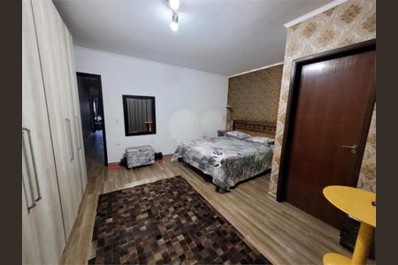 Casa à venda com 3 quartos, 135m² em Parque Oratório, Santo André