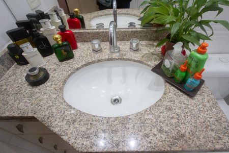 Apartamento para alugar com 130m², 3 quartos e 3 vagasBanheiro da Suíte 2