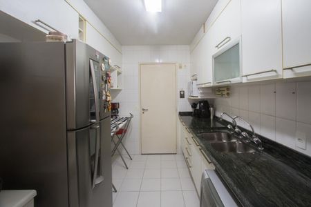 Apartamento para alugar com 130m², 3 quartos e 3 vagasCozinha