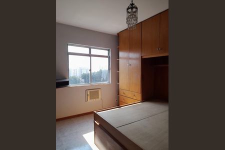 Apartamento para alugar com 70m², 2 quartos e 2 vagas