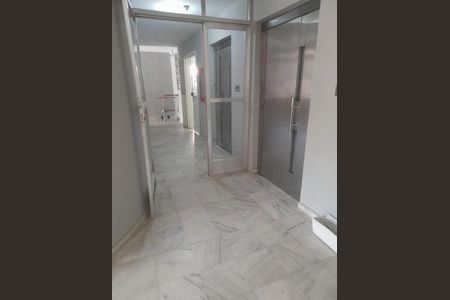 Apartamento para alugar com 70m², 2 quartos e 2 vagas