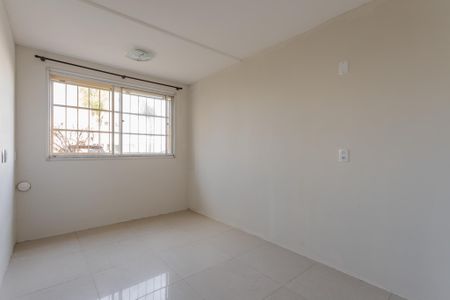 Sala de apartamento à venda com 2 quartos, 43m² em Sarandi, Porto Alegre