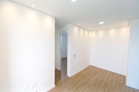 Sala de apartamento para alugar com 2 quartos, 44m² em Jardim Yeda, Campinas