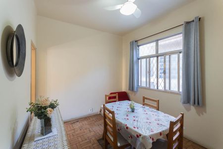 Sala de apartamento à venda com 2 quartos, 70m² em Vila Isabel, Rio de Janeiro