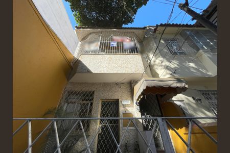 Apartamento à venda com 70m², 2 quartos e sem vagaFachada