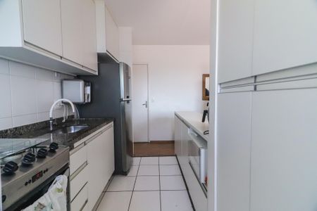 Apartamento para alugar com 64m², 2 quartos e 1 vaga Apartamento para alugar com 64m², 2 quartos e 1 vagaCozinha e Área de Serviçoa