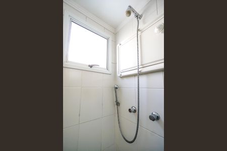 Apartamento para alugar com 54m², 2 quartos e 1 vagaChuveiro