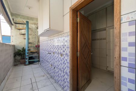 Casa para alugar com 93m², 3 quartos e 1 vagaÁrea de Serviço/Quintal